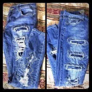 VIP JEANS Distressed Jeans